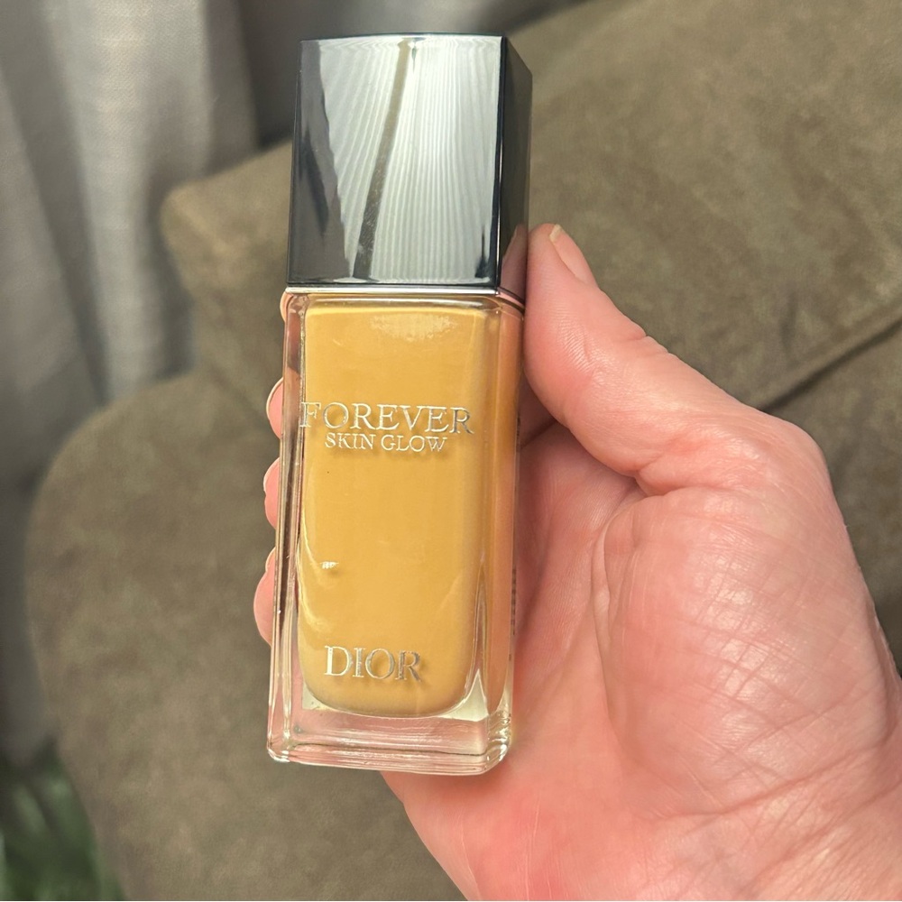 Dior Forever Skin Glow 4W Radiant Foundation 24h Perfection & Hydration 1 fl oz